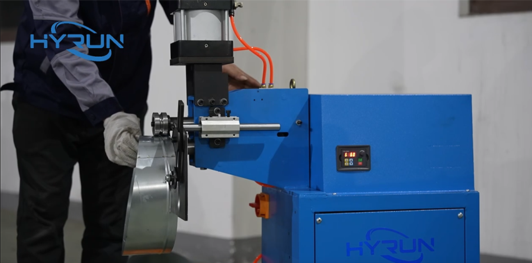 Pneumatic Reel Machine