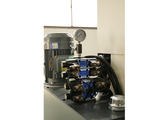 hydraulic seam closing machine